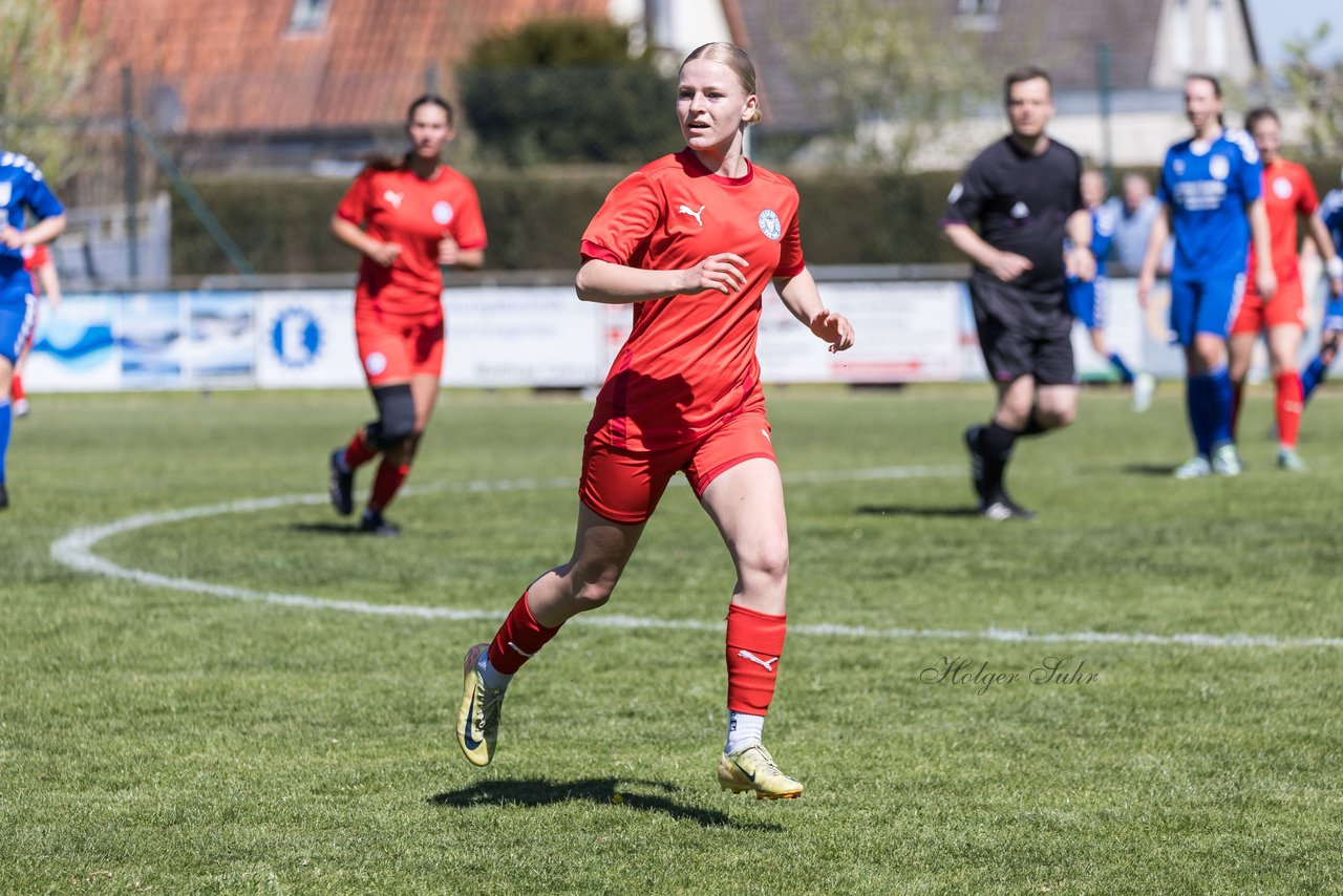 Bild 146 - F TSV Zarpen - Holstein Kiel II : Ergebnis: 2:6